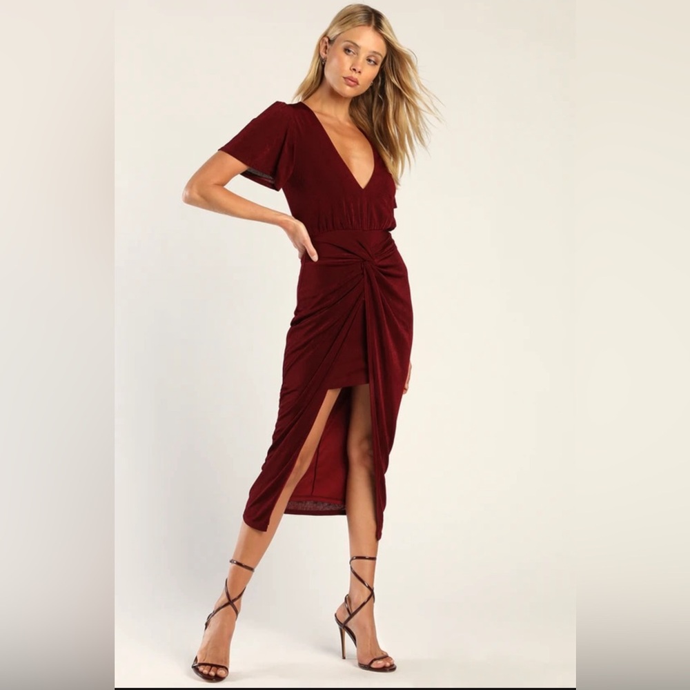 Lulus NWT Dash of Charm Burgundy Short Sleeve Twisted-Front Midi Dress, Size S